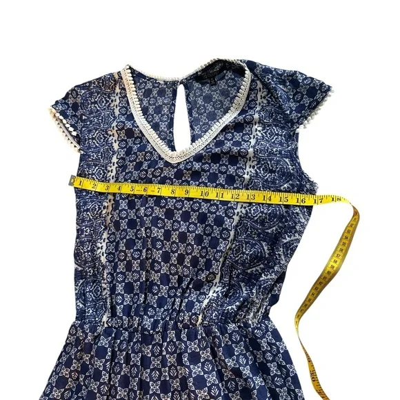 19 Cooper Blue and White Patterned beach style. - Picture 7 of 8